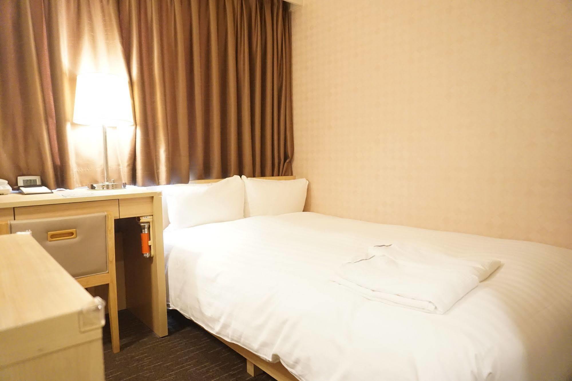 Hotel Sunline Fukuoka Hakata Ekimae Exterior photo